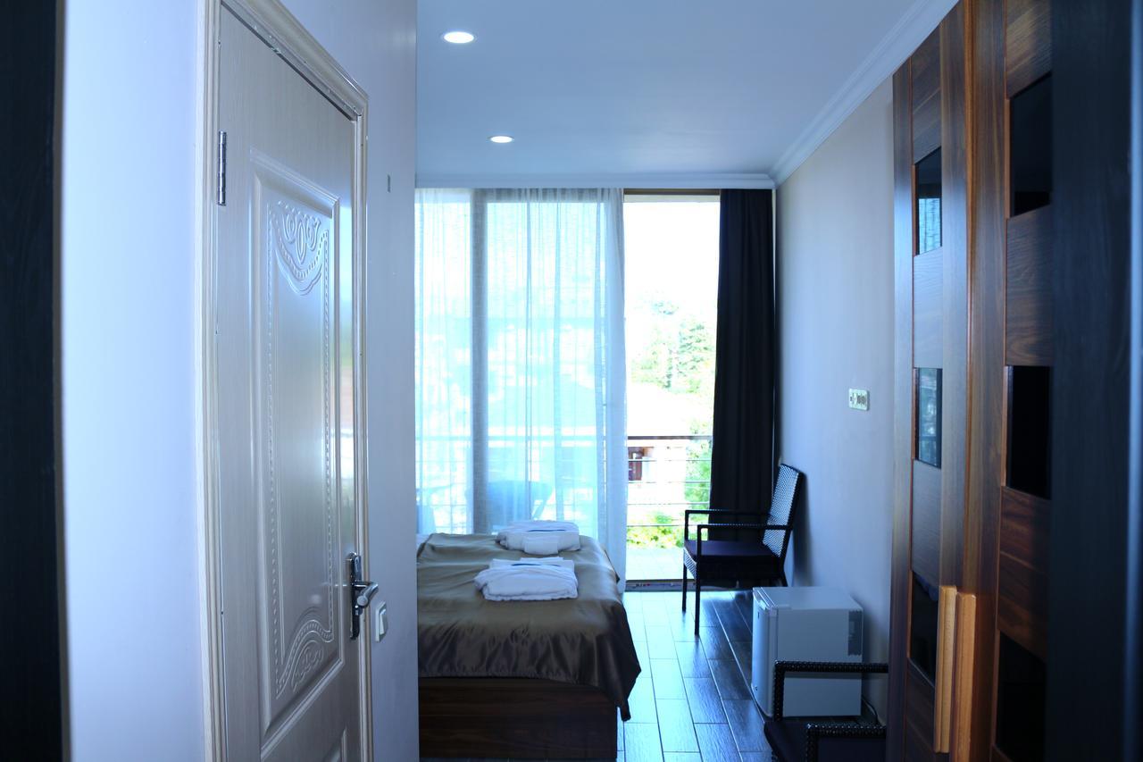 Hotel Lazi コブレチ エクステリア 写真