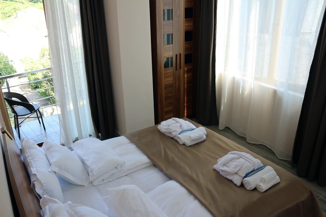 Hotel Lazi コブレチ エクステリア 写真