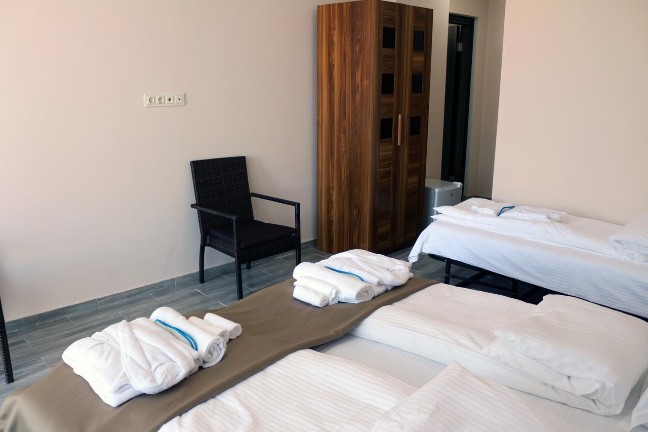 Hotel Lazi コブレチ エクステリア 写真