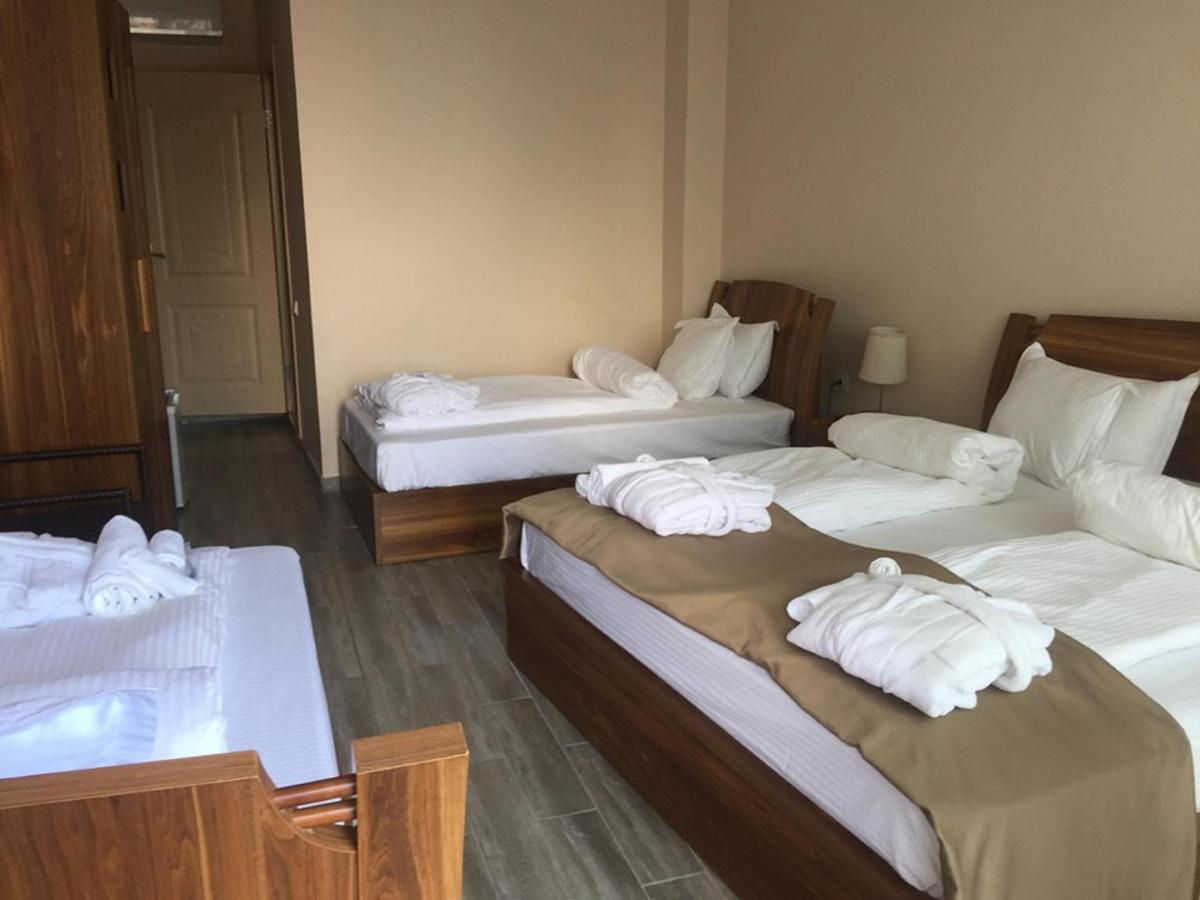 Hotel Lazi コブレチ エクステリア 写真